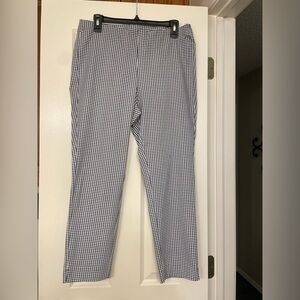 Michael Kors ladies gingham print pull up pants. Size large. Elastic waste band